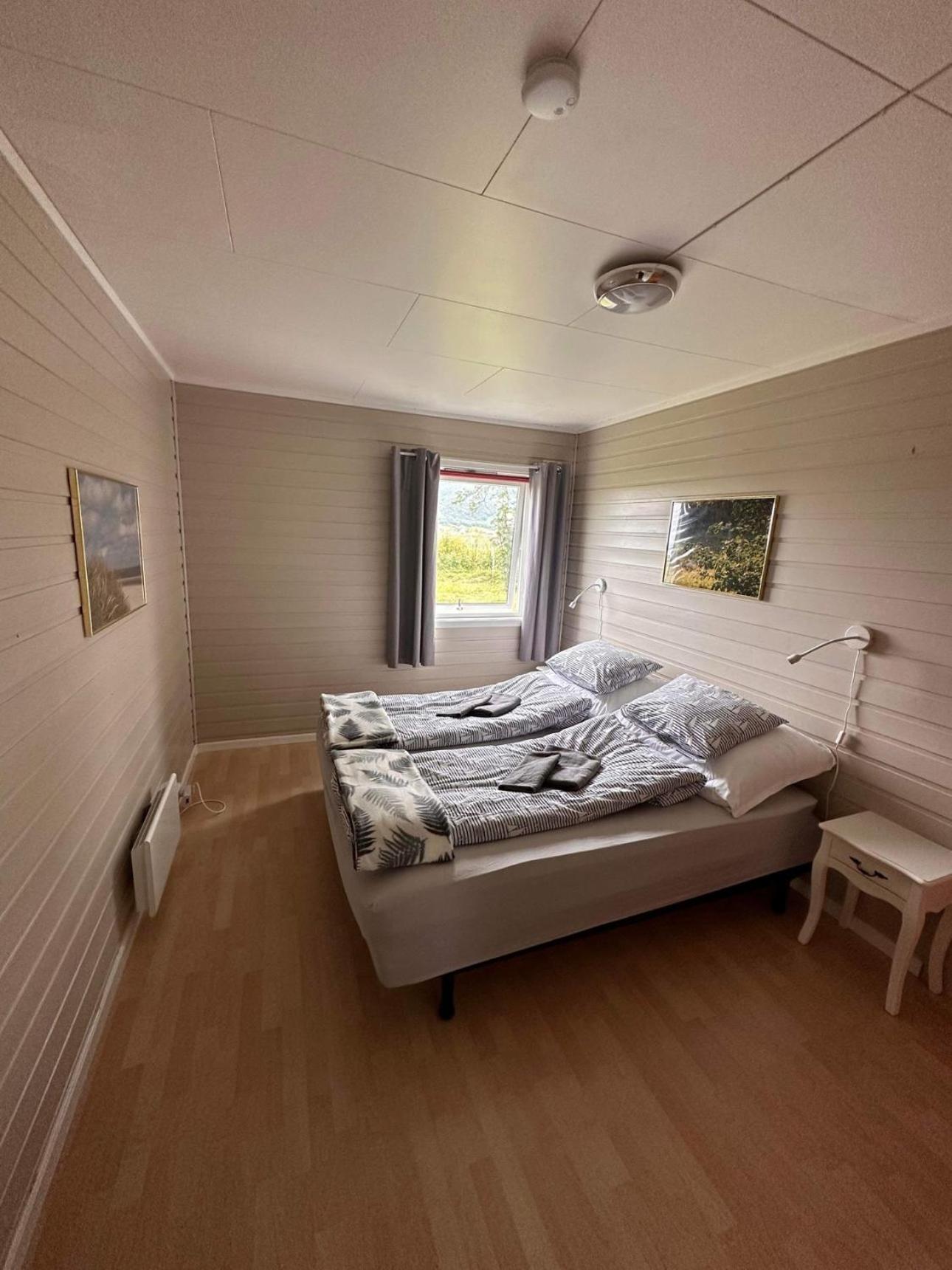 Midnattsolveien 3158,Sommarhusstrand Laukvik Lofoten Norway Esterno foto